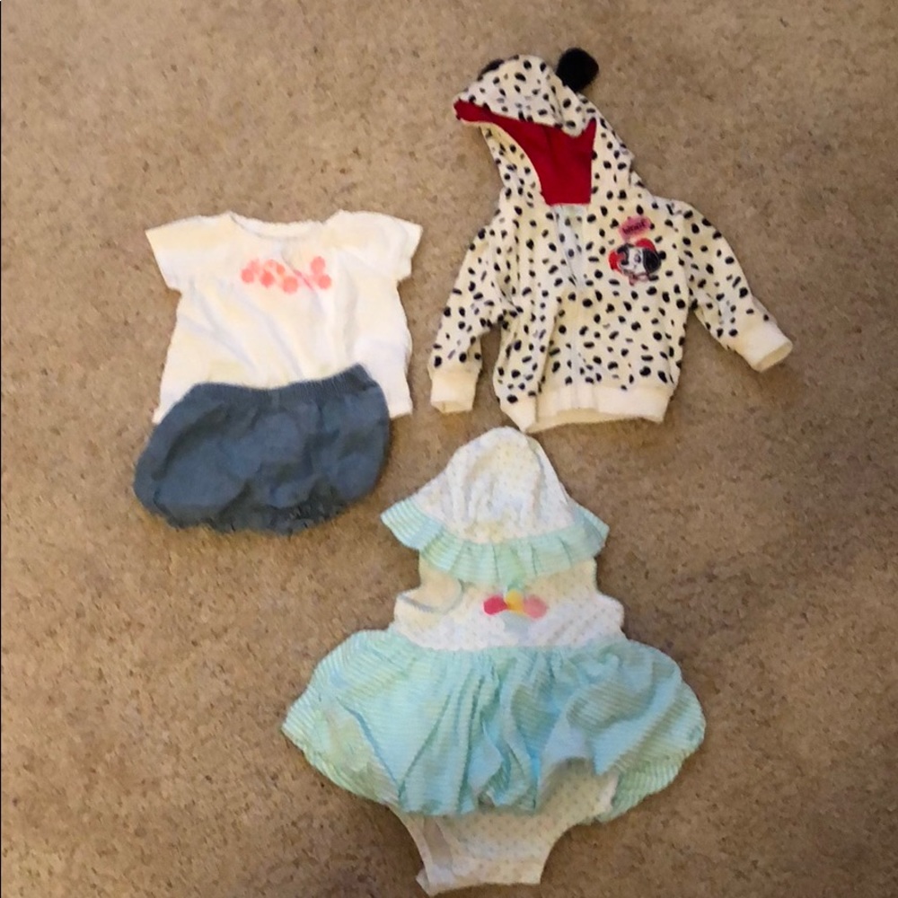 Gently worn 3 month infant clothes